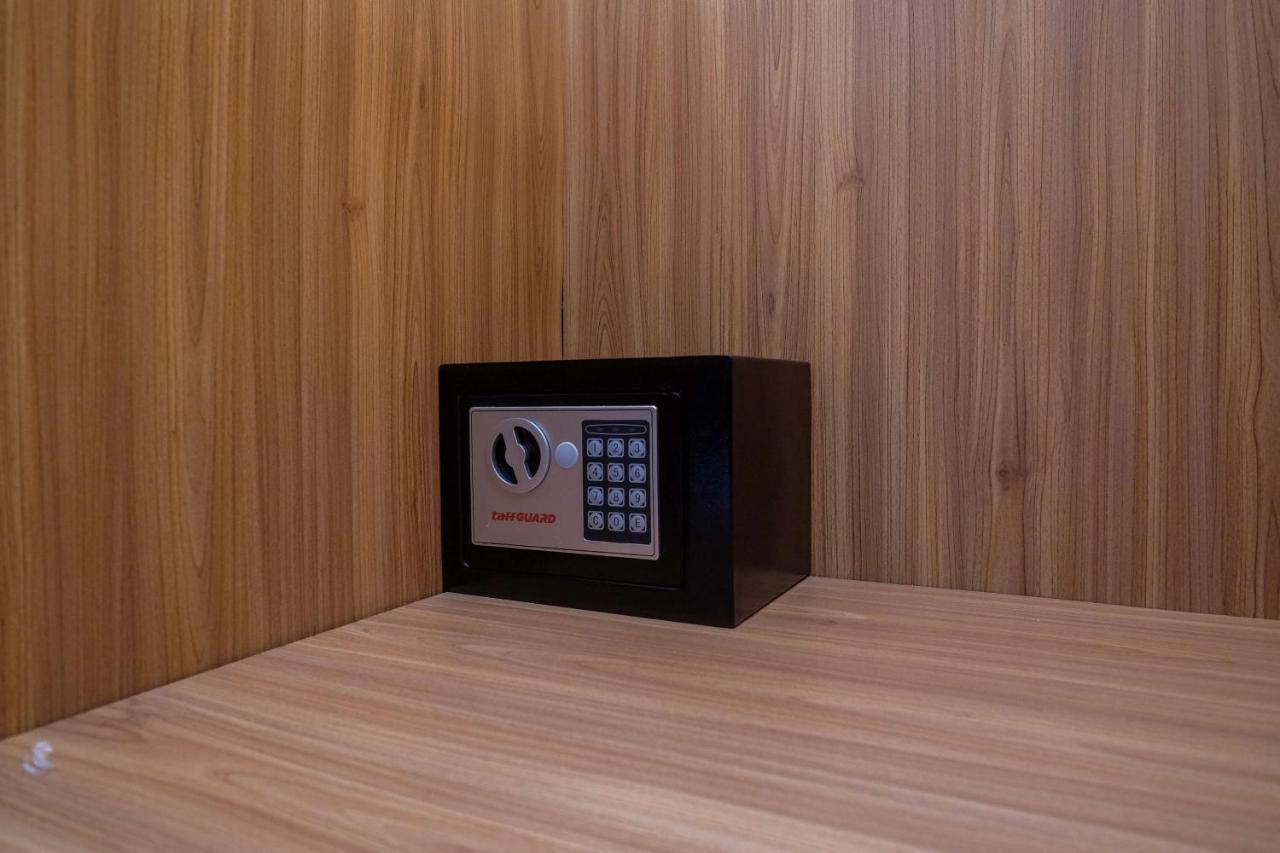 Urbanview Hotel Syariah Wisnugraha By Reddoorz Γιογκιακάρτα Εξωτερικό φωτογραφία