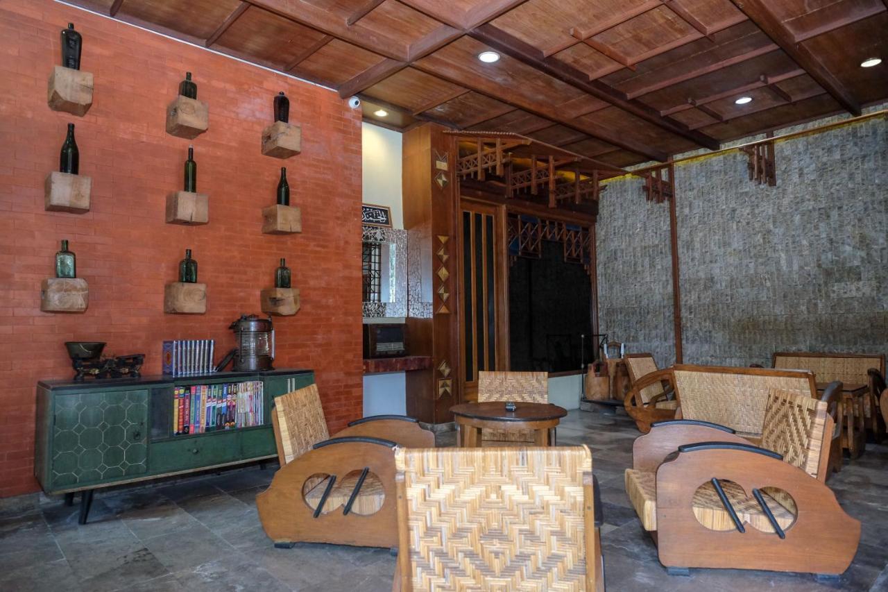 Urbanview Hotel Syariah Wisnugraha By Reddoorz Γιογκιακάρτα Εξωτερικό φωτογραφία