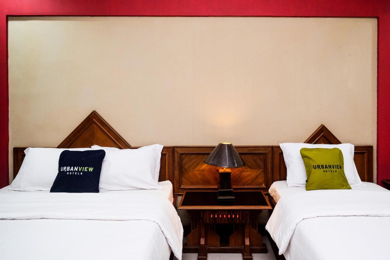 Urbanview Hotel Syariah Wisnugraha By Reddoorz Γιογκιακάρτα Εξωτερικό φωτογραφία
