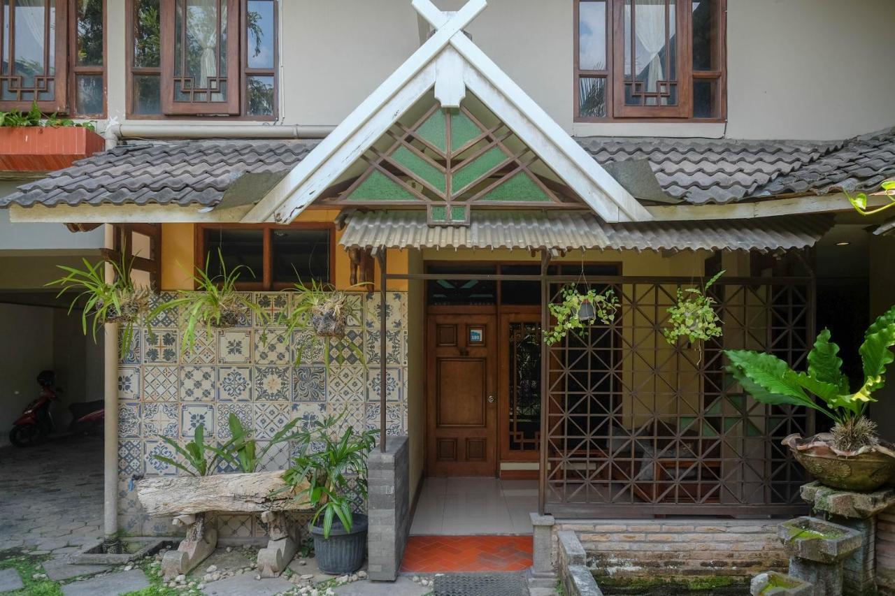 Urbanview Hotel Syariah Wisnugraha By Reddoorz Γιογκιακάρτα Εξωτερικό φωτογραφία