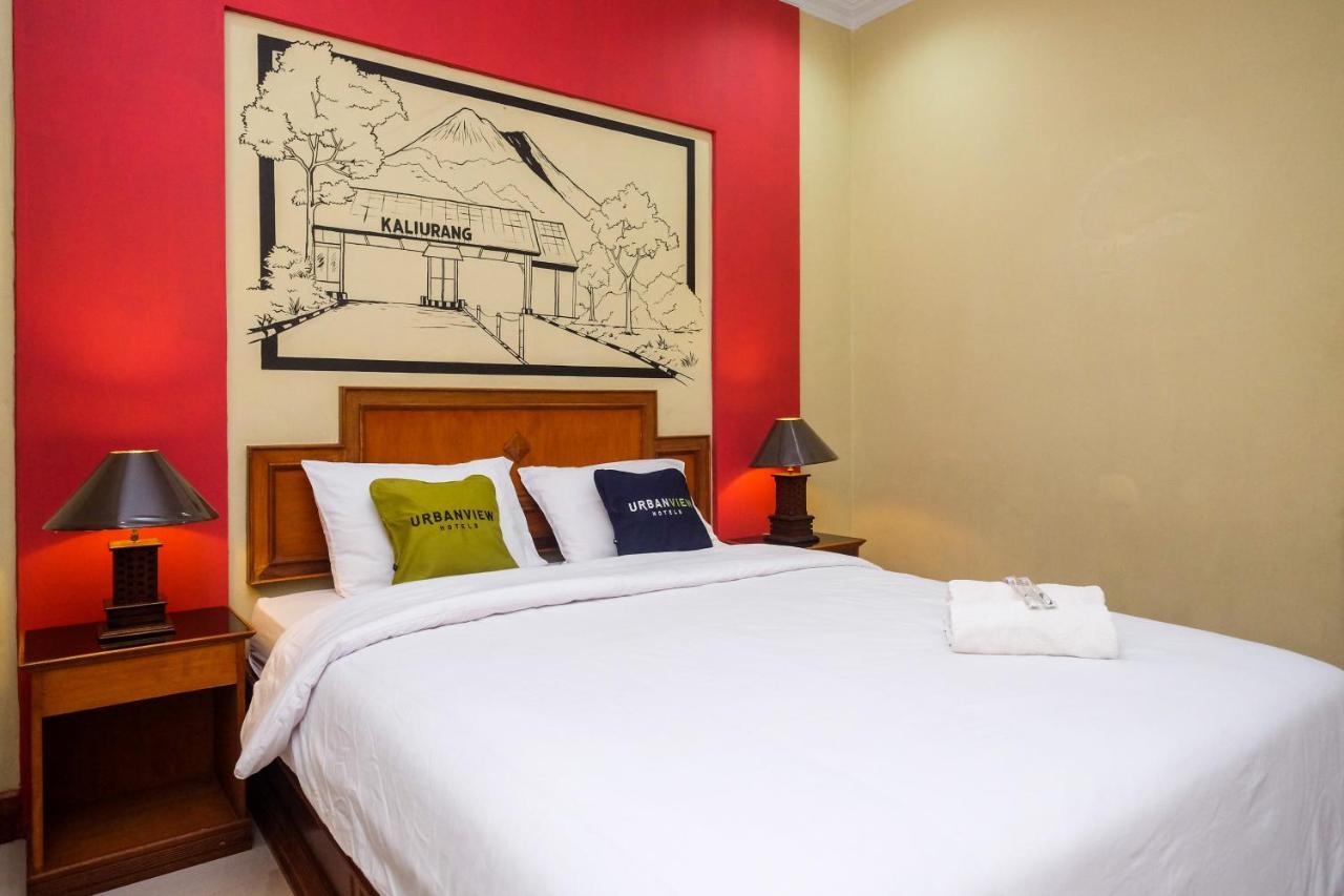 Urbanview Hotel Syariah Wisnugraha By Reddoorz Γιογκιακάρτα Εξωτερικό φωτογραφία