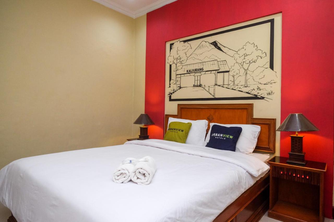 Urbanview Hotel Syariah Wisnugraha By Reddoorz Γιογκιακάρτα Εξωτερικό φωτογραφία